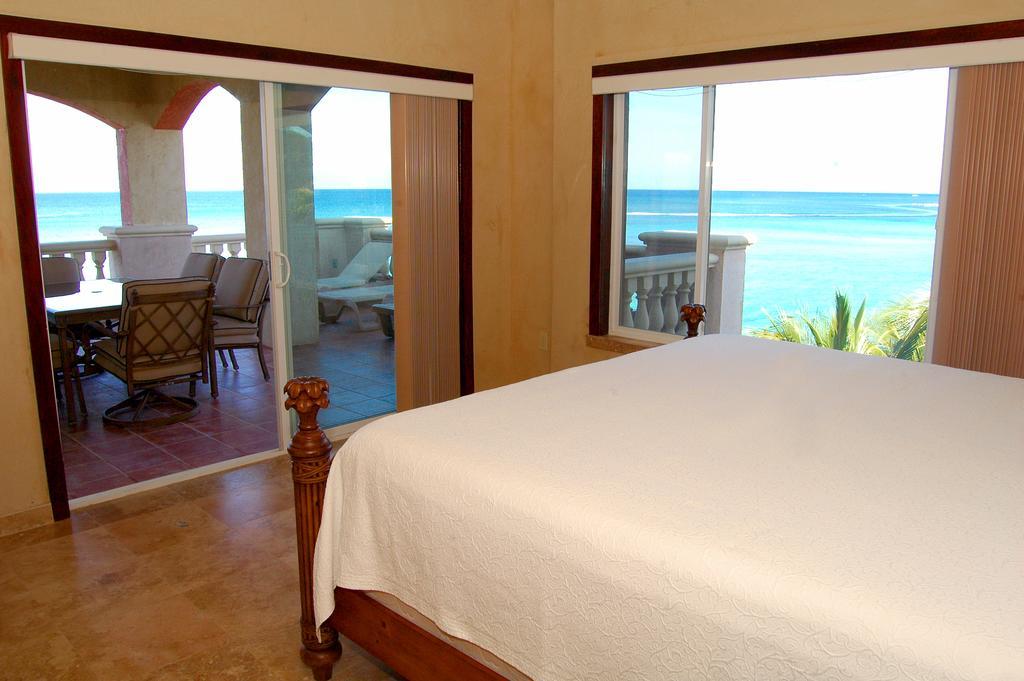 Infinity Bay Spa & Beach Resort West Bay Buitenkant foto
